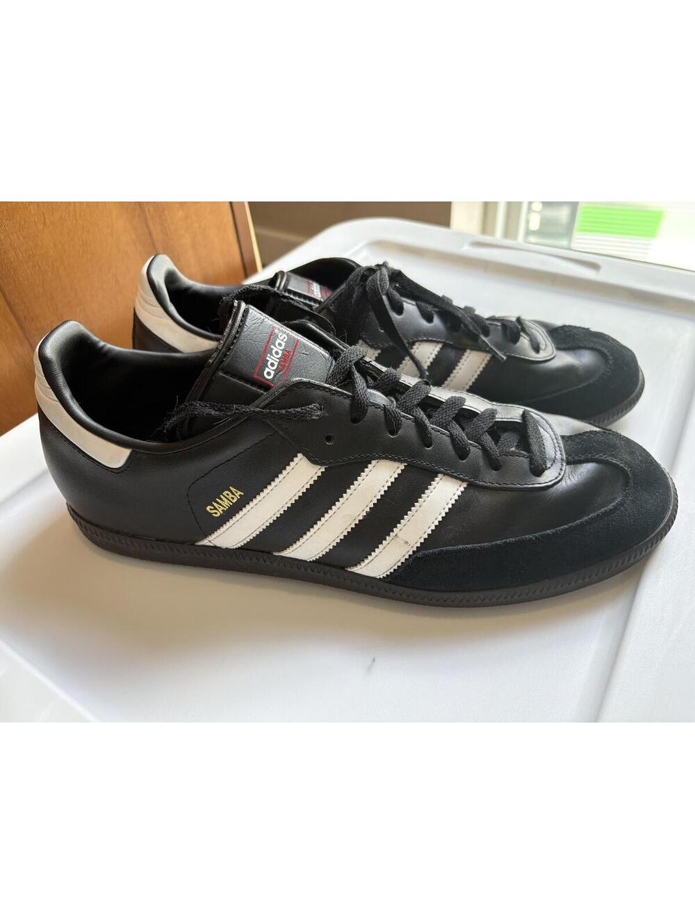 Adidas Black Suede Sambas Men’s NWOB 13.5
